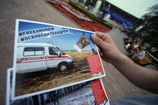 Colegas del periodista ruso secuestrado Stenin lanzan campaña para liberarle - Sputnik Mundo