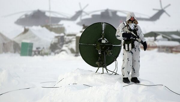 Putin anuncia que el Comando Estratégico en el Ártico estará operativo en diciembre - Sputnik Mundo