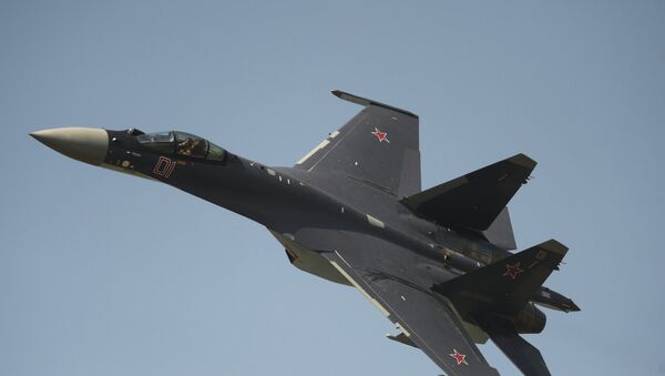 Caza Su-35 ruso - Sputnik Mundo