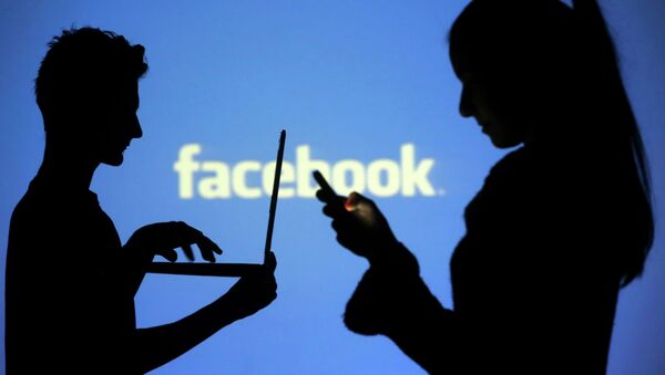 Facebook entra en campaña y podría ser clave para las presidenciales de 2016 en EEUU - Sputnik Mundo