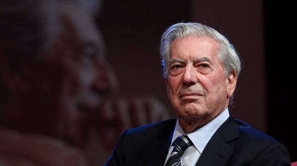 Mario Vargas Llosa durante una rueda de prensa en el Instituto Cervantes de Nueva York - Sputnik Mundo