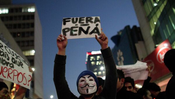 El rostro indignado de México a dos meses de la desaparición de 43 estudiantes - Sputnik Mundo