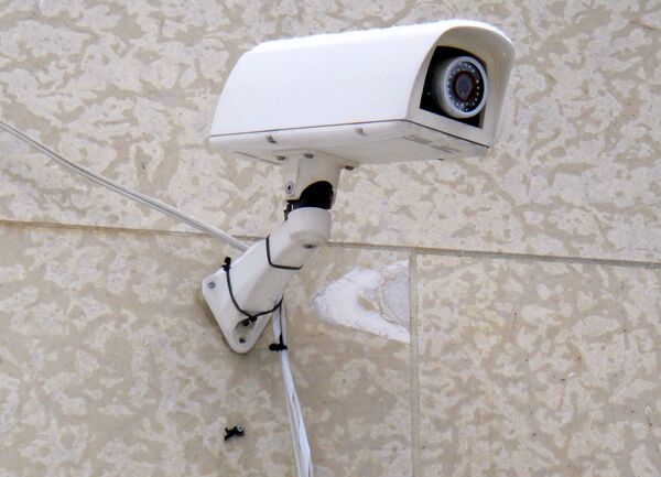 El Reino Unido cierra un portal que transmitía vídeos de webcams a lo largo del mundo - Sputnik Mundo