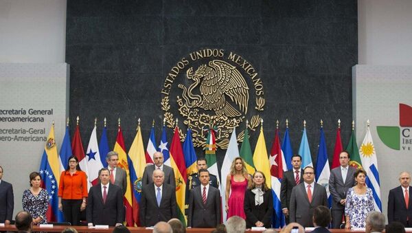 Cumbre Iberoamericana llega a México en plena crisis por la desaparición de 43 estudiantes - Sputnik Mundo