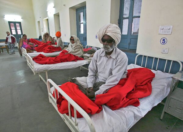 Pacientes en Hospital Médico de Amritsar - Sputnik Mundo